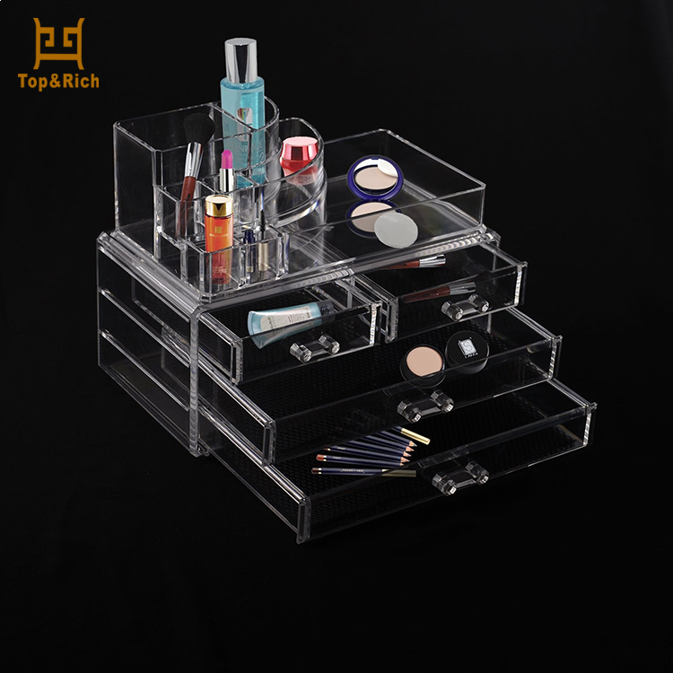 Cosmetic organizer