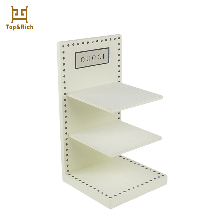 Cosmetic organizer